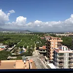 Checkin Hotel