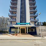 Checkin Hotel