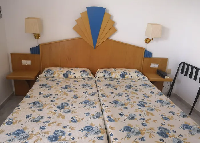Hotel Checkin Blanes